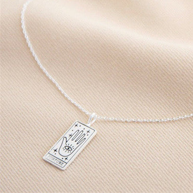 TJ 3-D Fashion Tarot Card Artifact Pendant Necklace
